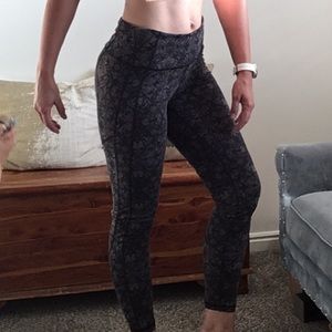 VS Sport Knockout Tight